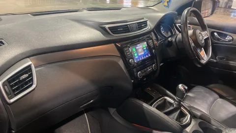 NISSAN QASHQAI 1.3 DiG-T Tekna