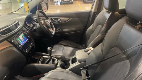 NISSAN QASHQAI 1.3 DiG-T Tekna