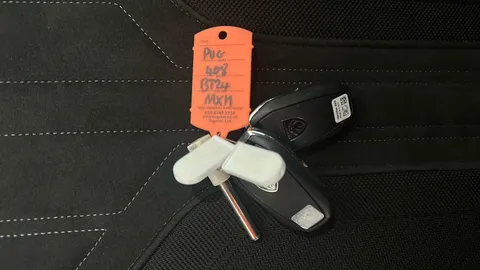 PEUGEOT 408 1.2 PureTech GT EAT8