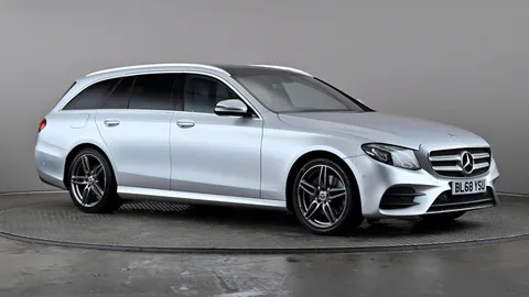 MERCEDES-BENZ E CLASS E 200 AMG Line Premium 9G-Tronic