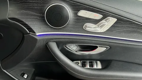 MERCEDES-BENZ E CLASS E 200 AMG Line Premium 9G-Tronic