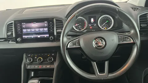 SKODA KAROQ 1.5 TSI SE L DSG