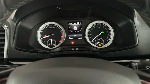 SKODA KAROQ 1.5 TSI SE L DSG