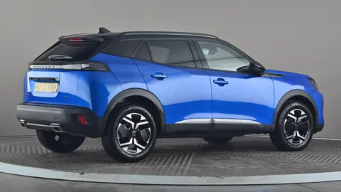 PEUGEOT 2008 1.2 PureTech 130 GT EAT8