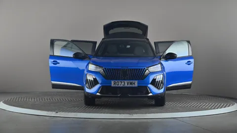 PEUGEOT 2008 1.2 PureTech 130 GT EAT8