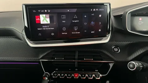 PEUGEOT 2008 1.2 PureTech 130 GT EAT8