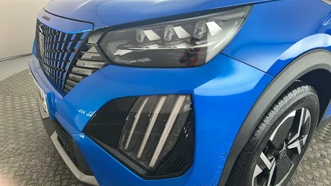 PEUGEOT 2008 1.2 PureTech 130 GT EAT8