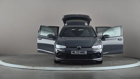 VOLKSWAGEN GOLF 1.5 eTSI 150 R-Line DSG