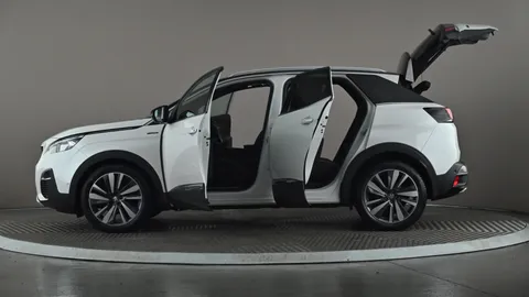 PEUGEOT 3008 1.5 BlueHDi GT Line Premium EAT8