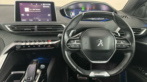 PEUGEOT 3008 1.5 BlueHDi GT Line Premium EAT8