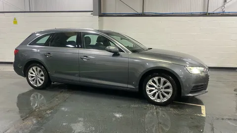 AUDI A4 2.0T FSI SE S Tronic