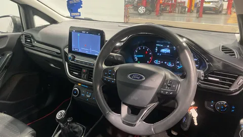 FORD FIESTA 1.1 Zetec