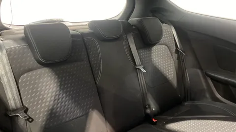 FORD FIESTA 1.1 Zetec