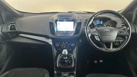 FORD KUGA 1.5 TDCi ST-Line 2WD