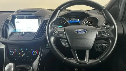 FORD KUGA 1.5 TDCi ST-Line 2WD