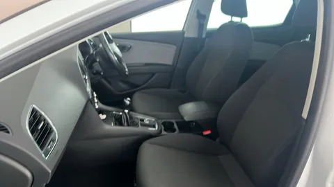 SEAT LEON 1.6 TDI SE Dynamic [EZ]
