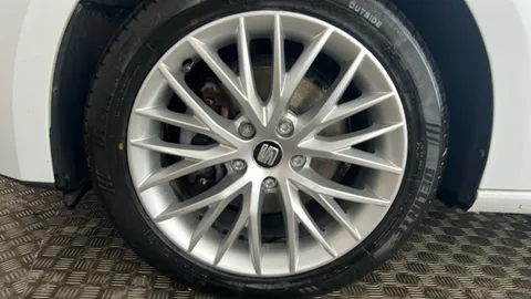 SEAT LEON 1.6 TDI SE Dynamic [EZ]