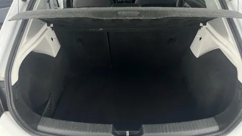 SEAT LEON 1.6 TDI SE Dynamic [EZ]