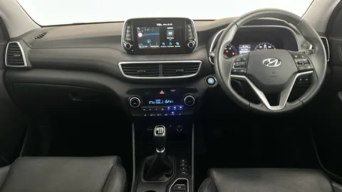 HYUNDAI TUCSON 1.6 CRDi Premium 2WD
