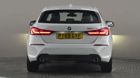 BMW 1 SERIES 118d Sport