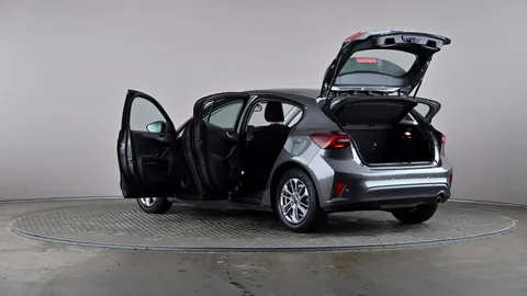 FORD FOCUS 1.5 EcoBlue Titanium Style