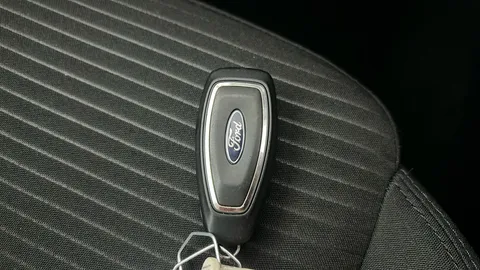 FORD FOCUS 1.5 EcoBlue Titanium Style