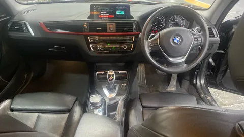 BMW 2 Series Coupe 220i Sport [Nav] Step Auto