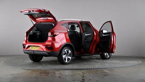 MG MOTOR UK ZS 115kW Trophy Connect EV Long Range73kWh Auto