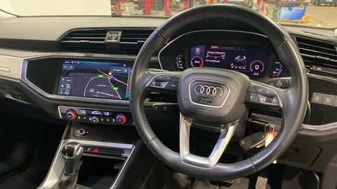 AUDI Q3 35 TFSI Sport S Tronic