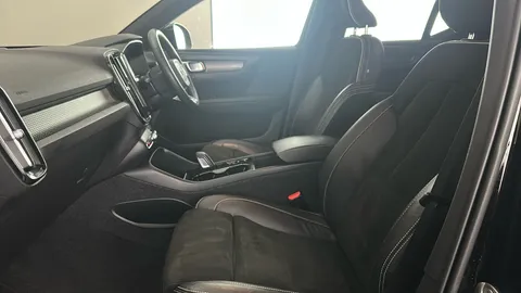 VOLVO XC40 1.5 T5 Recharge PHEV R DESIGN Pro Auto