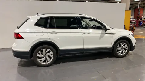 VOLKSWAGEN TIGUAN ALLSPACE 1.5 TSI Life DSG