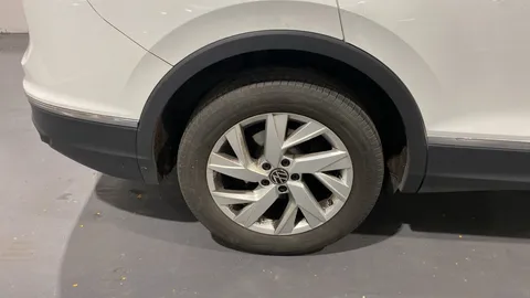 VOLKSWAGEN TIGUAN ALLSPACE 1.5 TSI Life DSG