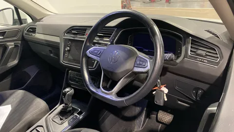 VOLKSWAGEN TIGUAN ALLSPACE 1.5 TSI Life DSG
