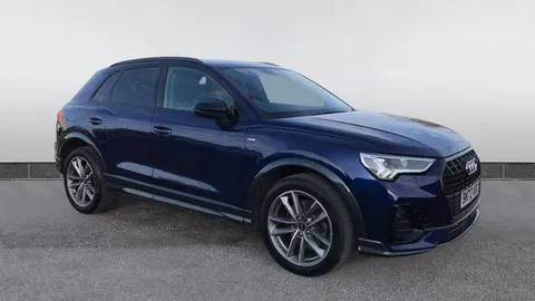 AUDI Q3 45 TFSI e Black Edition S Tronic