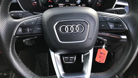 AUDI Q3 45 TFSI e Black Edition S Tronic