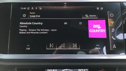 AUDI Q3 45 TFSI e Black Edition S Tronic