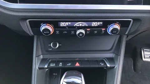 AUDI Q3 45 TFSI e Black Edition S Tronic