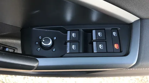 AUDI Q3 45 TFSI e Black Edition S Tronic