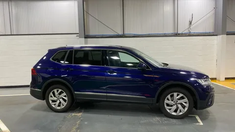 Volkswagen Tiguan Allspace 1.5 TSI Life DSG [7 Seats]