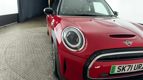 MINI HATCHBACK 135kW Cooper S Level 3 33kWh Auto