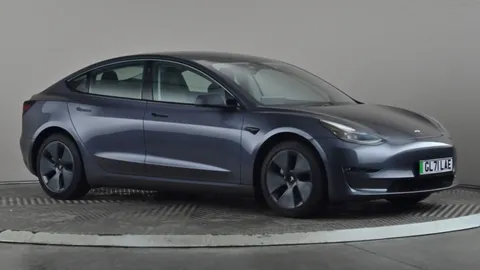 TESLA MODEL 3 Long Range AWD Auto