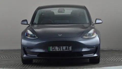 TESLA MODEL 3 Long Range AWD Auto