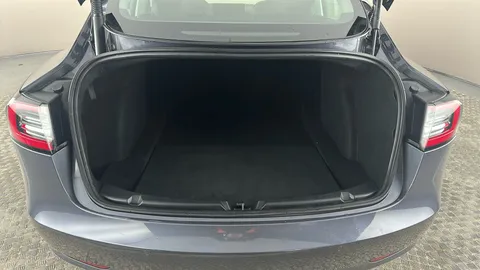 TESLA MODEL 3 Long Range AWD Auto