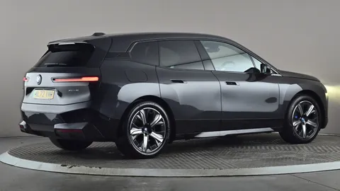BMW iX 240kW xDrive40 M Sport 76.6kWh Auto