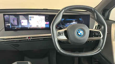 BMW iX 240kW xDrive40 M Sport 76.6kWh Auto