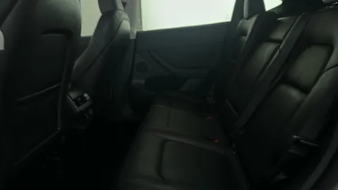 Tesla Model Y Long Range AWD Auto [Enhanced Autopilot]