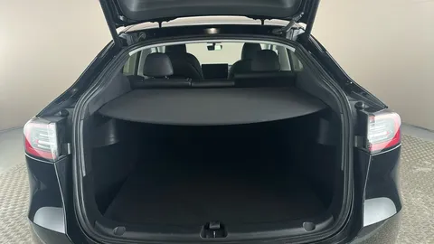 Tesla Model Y Long Range AWD Auto [Enhanced Autopilot]