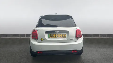 MINI HATCHBACK 135kW Cooper S Level 1 33kWh Auto