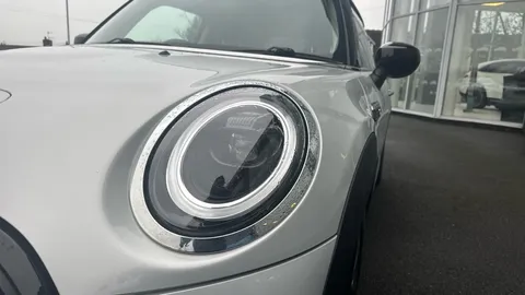 MINI HATCHBACK 135kW Cooper S Level 1 33kWh Auto