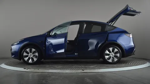 TESLA MODEL Y Long Range AWD Auto